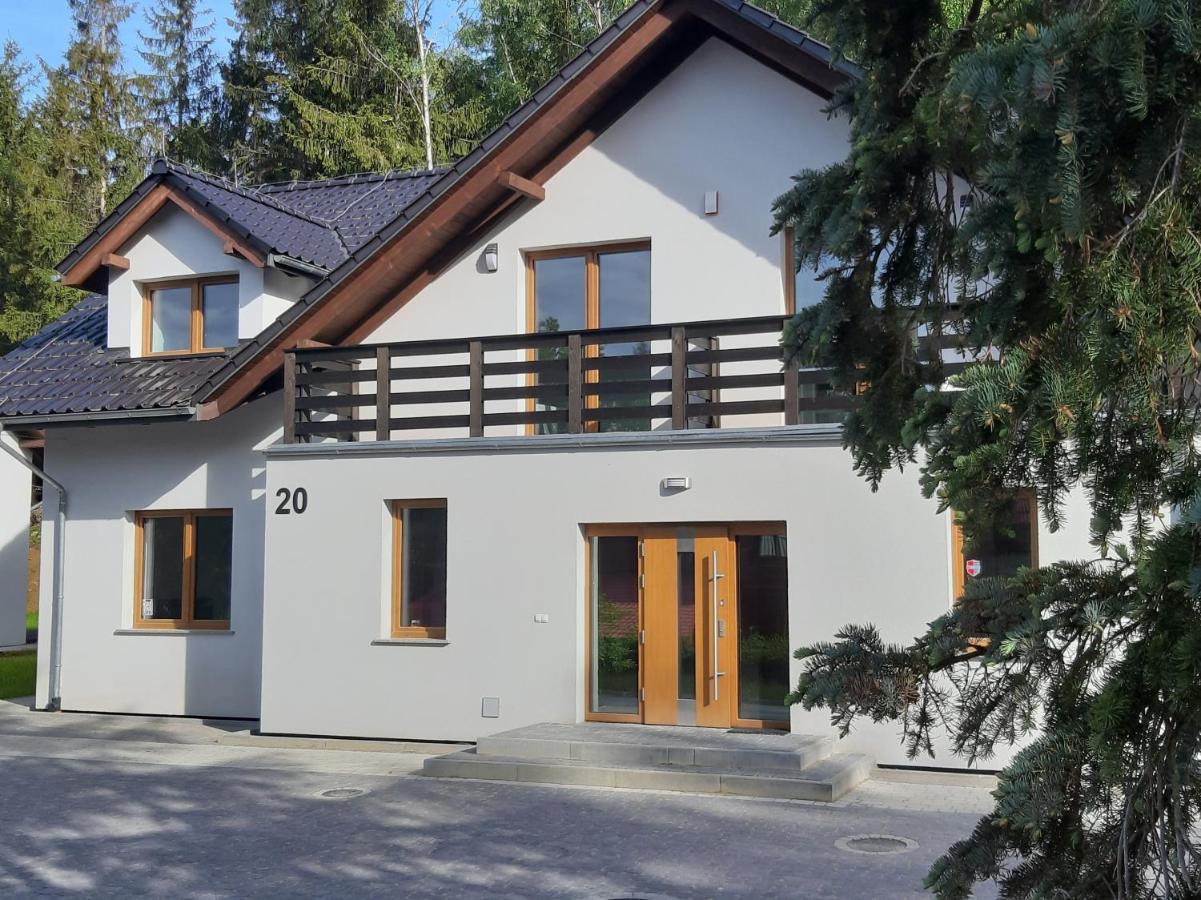Aston -domek Przy Lesie, Przestronny,